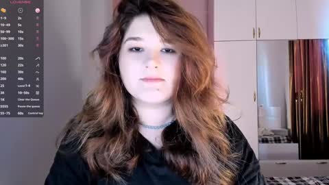 Snapshot of july_slowdive chatting on 01-31-25, 11:46 Julie online show from 01-31-25, 11:46