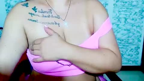 Snapshot of julybravo chatting on 07-19-26, 11:19 juliana online show from 07-19-26, 11:19