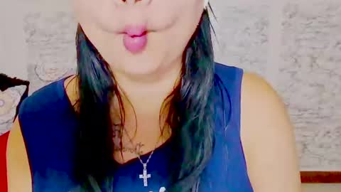 Snapshot of julybravo chatting on 07-20-26, 10:12 juliana online show from 07-20-26, 10:12