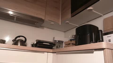 Gregor online show from 12-30-24, 10:21