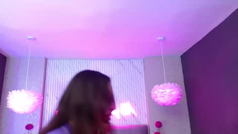 Juniper online show from 11-26-25, 04:02