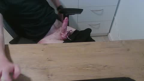 Snapshot of junk2711 chatting on 02-03-25, 03:49 junk2711 online show from 02-03-25, 03:49