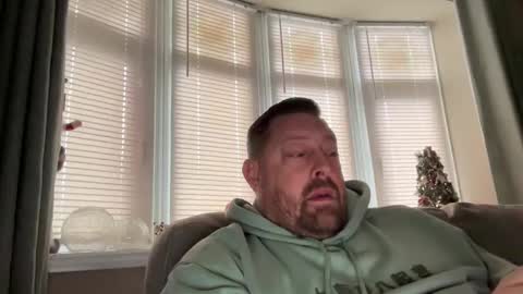 Snapshot of junky345 chatting on 12-02-24, 10:50 Junky online show from 12-02-24, 10:50