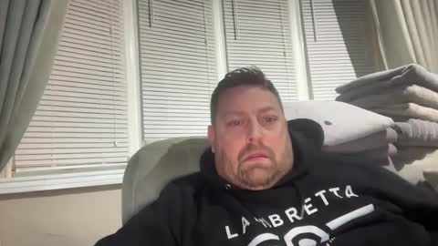 Snapshot of junky345 chatting on 01-09-25, 08:11 Junky online show from 01-09-25, 08:11