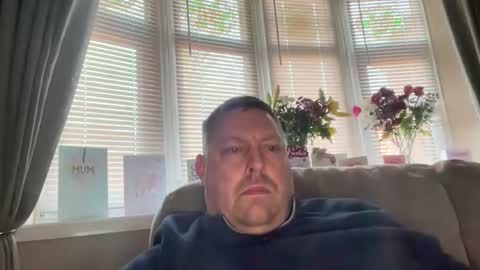 Snapshot of junky345 chatting on 02-06-25, 09:43 Junky online show from 02-06-25, 09:43