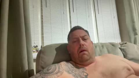 Snapshot of junky345 chatting on 11-24-25, 11:15 Junky online show from 11-24-25, 11:15