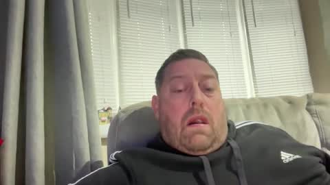 Snapshot of junky345 chatting on 12-01-25, 03:06 Junky online show from 12-01-25, 03:06