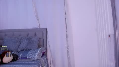  viviana  sasha  online show from 11-18-25, 03:05