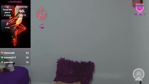 Snapshot of jupiter_3333 chatting on 03-08-26, 02:04 jupiter_3333 online show from 03-08-26, 02:04