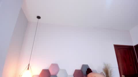 Jupiter Fox online show from 01-31-25, 09:05