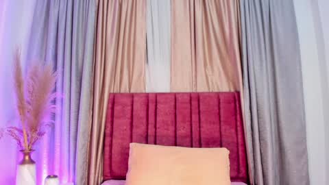 Jupiter Fox online show from 02-08-25, 01:11