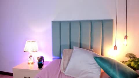 Jupiter Fox online show from 03-02-25, 03:02