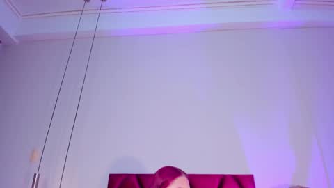 Jupiter Fox online show from 03-07-25, 01:09