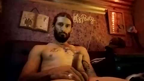 Snapshot of just2day2000 chatting on 11-01-25, 05:42 just2day2000 online show from 11-01-25, 05:42