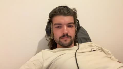 Snapshot of just_a_guy_with_a_big_cock chatting on 07-31-26, 02:49 just_a_guy_with_a_big_cock online show from 07-31-26, 02:49