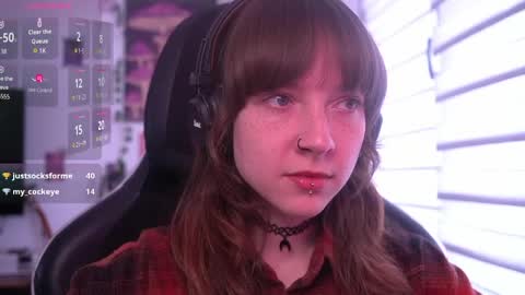 Snapshot of just_busking chatting on 05-12-26, 01:30 Julia online show from 05-12-26, 01:30