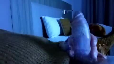 Snapshot of just_curious_me chatting on 03-29-26, 10:21 just_curious_me online show from 03-29-26, 10:21