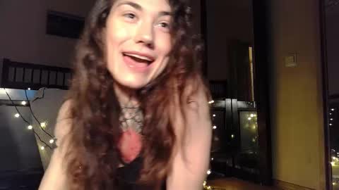 Snapshot of just_curly_ginger chatting on 01-08-26, 08:55 Ginger Curly online show from 01-08-26, 08:55