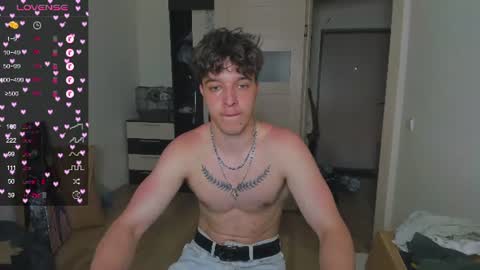 Snapshot of just_edwins chatting on 07-13-26, 06:11 Edwins online show from 07-13-26, 06:11