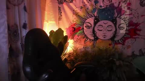 Snapshot of just_katiex chatting on 02-16-25, 10:43 Sofia online show from 02-16-25, 10:43