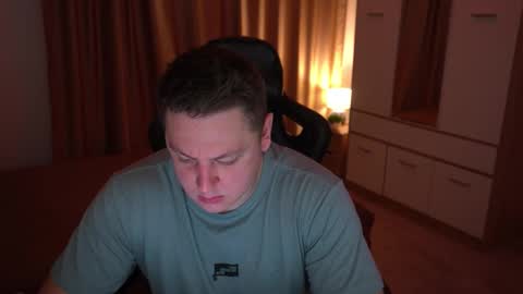 Snapshot of just_top chatting on 10-26-25, 02:50 David online show from 10-26-25, 02:50