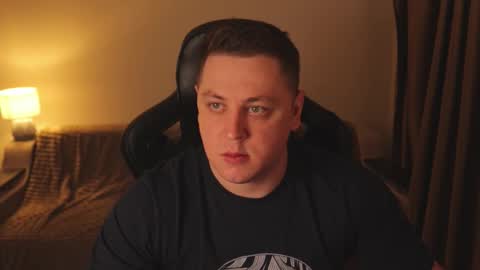 Snapshot of just_top chatting on 03-10-26, 08:03 David online show from 03-10-26, 08:03