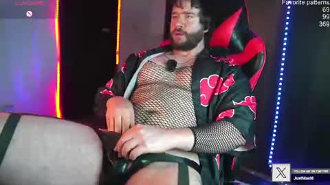 Snapshot of just_your_dreamboy chatting on 07-23-26, 11:35 Maxi online show from 07-23-26, 11:35