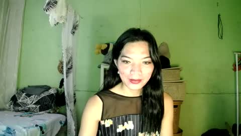 Snapshot of justasmalltowngirlxx chatting on 08-03-26, 06:01 princess online show from 08-03-26, 06:01