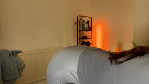 Snapshot of justbecauseiloveit chatting on 02-04-26, 08:53 Billie B William online show from 02-04-26, 08:53