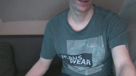 Snapshot of justboriing chatting on 04-20-26, 09:49 justboriing online show from 04-20-26, 09:49