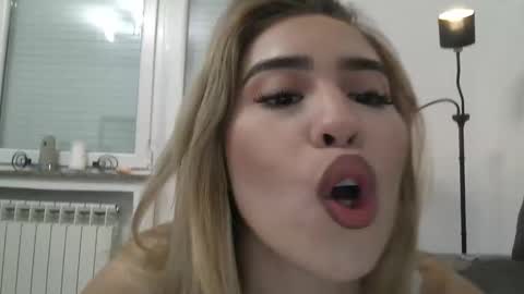 justbribri online show from 03-15-26, 07:09