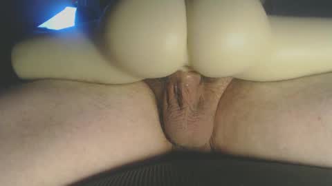 Snapshot of justcallmeluca chatting on 03-06-26, 12:12 Luca online show from 03-06-26, 12:12