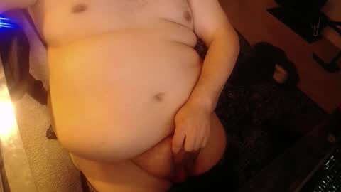 Snapshot of justchillinhey5776 chatting on 11-06-25, 12:33 Rick online show from 11-06-25, 12:33