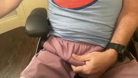 Snapshot of justfitnfun chatting on 10-28-25, 04:09 justfitnfun online show from 10-28-25, 04:09