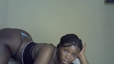 Snapshot of justforyou2030 chatting on 11-06-25, 01:39 justforyou2030 online show from 11-06-25, 01:39