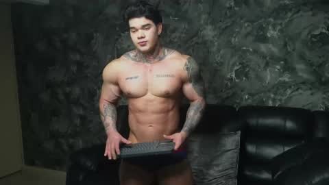 Snapshot of justin_clark1 chatting on 12-16-25, 05:34 justin clark1 online show from 12-16-25, 05:34