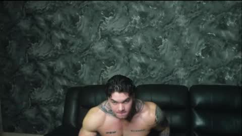 Snapshot of justin_clark1 chatting on 05-01-26, 01:21 justin clark1 online show from 05-01-26, 01:21