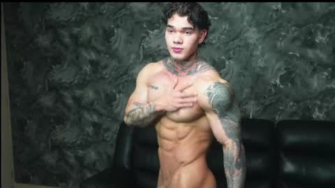 Snapshot of justin_clark1 chatting on 05-13-26, 04:32 justin clark1 online show from 05-13-26, 04:32