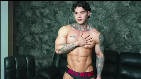 Snapshot of justin_clark1 chatting on 05-27-26, 04:53 justin clark1 online show from 05-27-26, 04:53