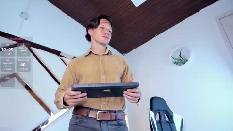 Snapshot of justin_valverde chatting on 02-10-26, 07:40 Justin online show from 02-10-26, 07:40