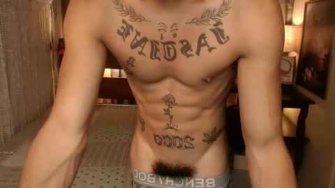 Snapshot of justine_hunk chatting on 12-05-25, 10:02 justine_hunk online show from 12-05-25, 10:02