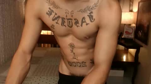 Snapshot of justine_hunk chatting on 12-18-25, 03:34 justine_hunk online show from 12-18-25, 03:34