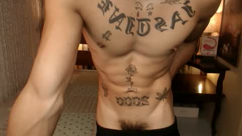 Snapshot of justine_hunk chatting on 12-21-25, 05:58 justine_hunk online show from 12-21-25, 05:58