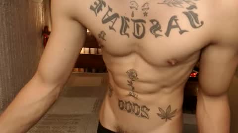 Snapshot of justine_hunk chatting on 03-06-26, 05:31 justine_hunk online show from 03-06-26, 05:31