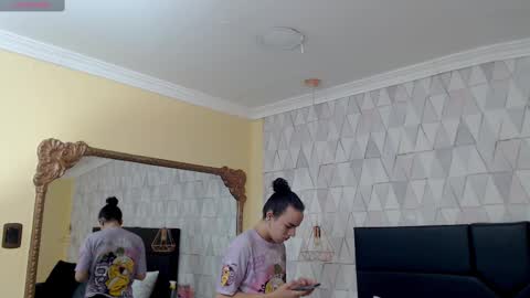 Justine online show from 03-10-25, 04:17