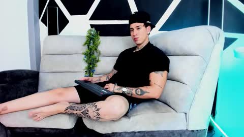 justinfuller_31 online show from 09-30-25, 11:32