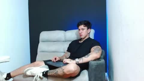 justinfuller_31 online show from 06-24-26, 09:14