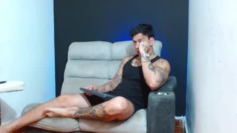justinfuller_31 online show from 07-04-26, 11:11