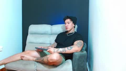 justinfuller_31 online show from 07-28-26, 04:27
