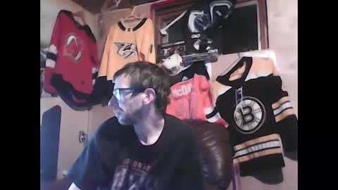 Snapshot of justinjerksit chatting on 12-06-24, 03:00 justinjerksit online show from 12-06-24, 03:00